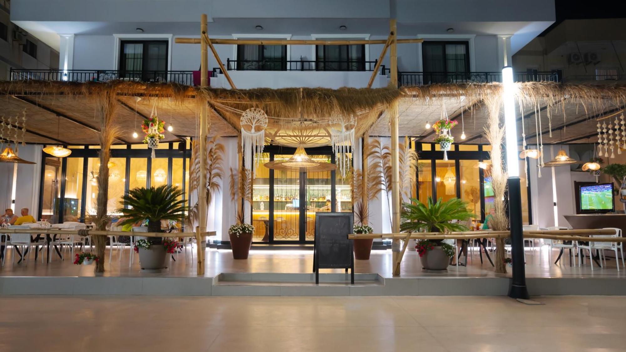 Hotel Saly Durres Exterior photo